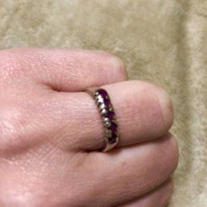 Vintage white gold ruby ring